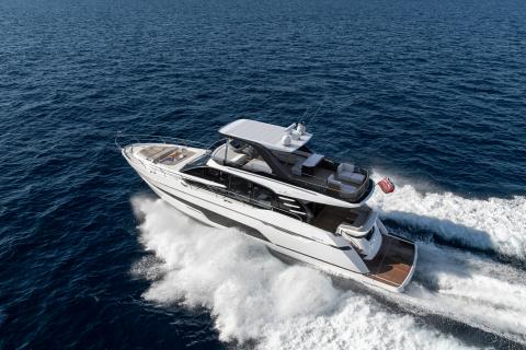 Fairline select Lippert Marine Group Europe as key supplier for Roofing Systems